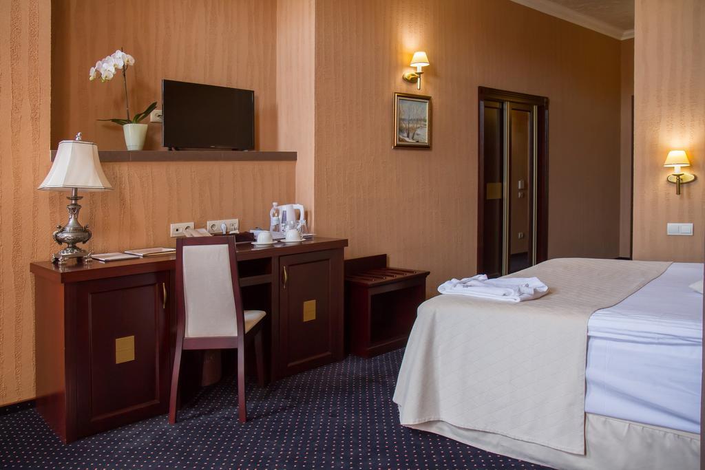 & 5* Kijów